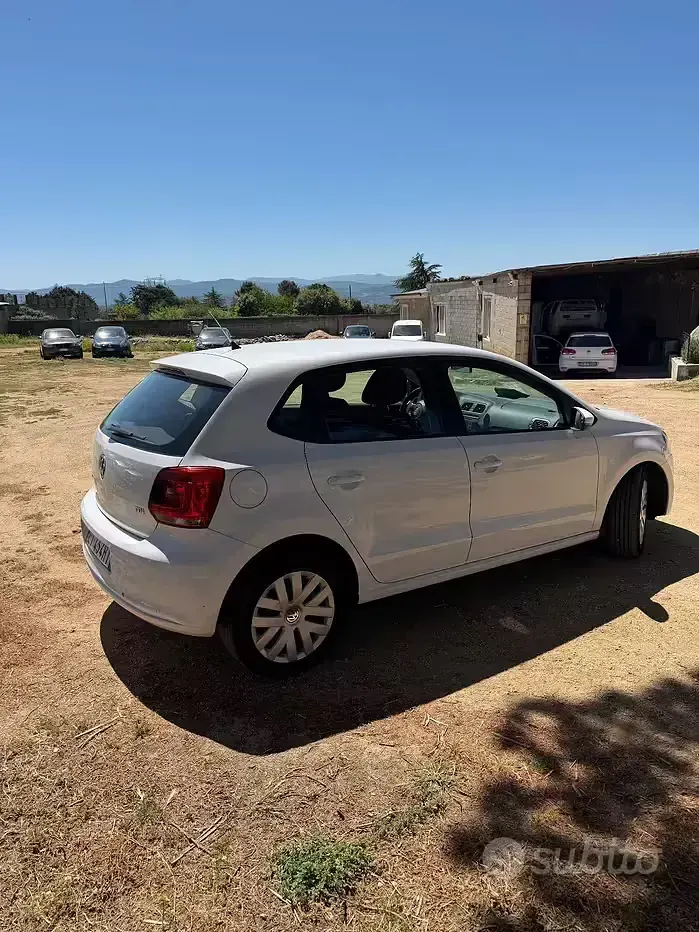 Usata VW Polo Trendline 75 CV (55 kW) 2014 Bianco Berlina