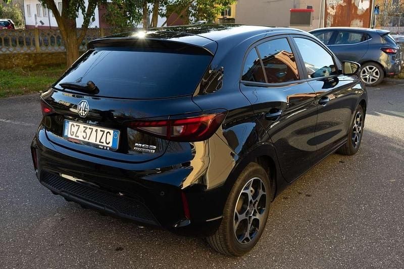 Usata MG MG3 Luxury 102 CV (75 kW) 2025 Nero Utilitaria