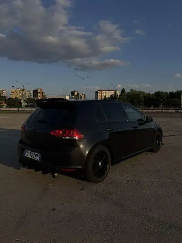 Usata VW Golf VII Edition 125 CV (91 kW) 2016 Nero Berlina
