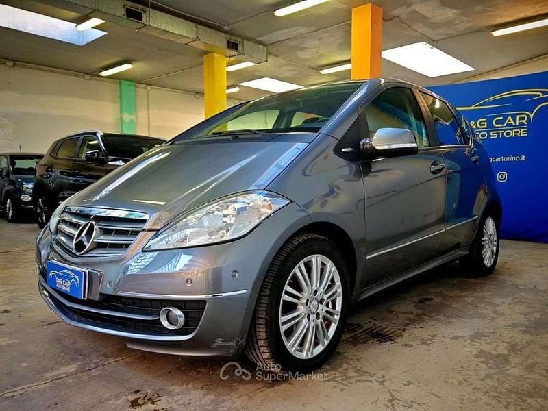 Usata Mercedes A45 AMG Elegance 109 CV (80 kW) 2010 Gray Monovolume