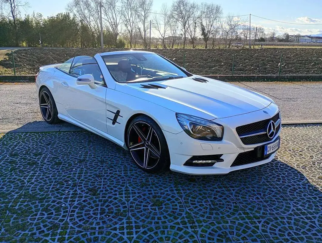 Usata Mercedes SL350 AMG Edition 1 306 CV (225 kW) 2013 Cabrio