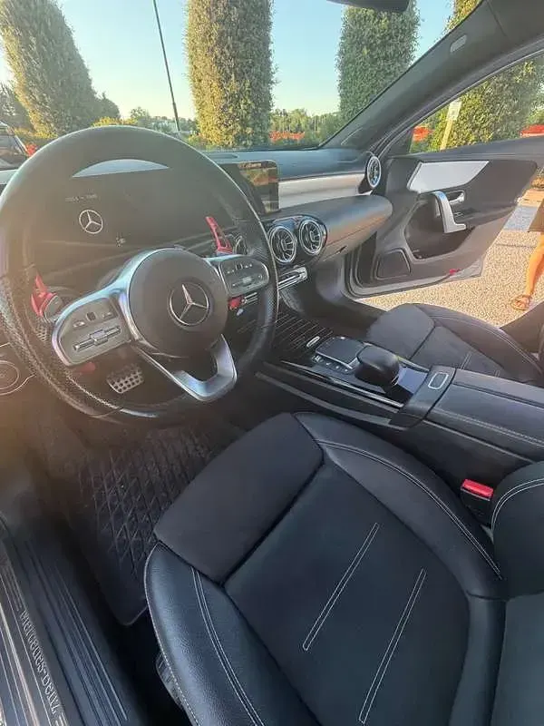 Usata Mercedes A180 Premium 116 CV (85 kW) 2021 Grigio Berlina