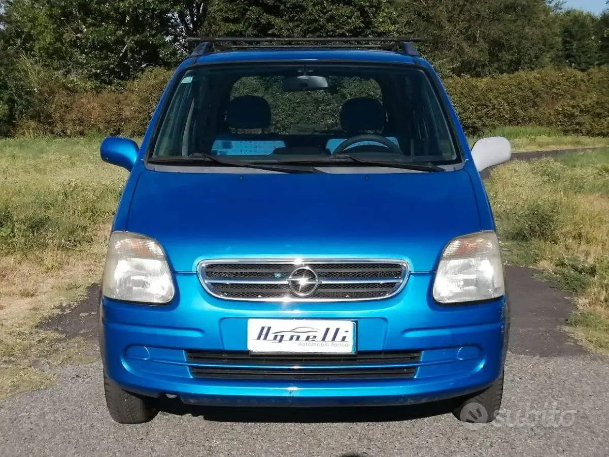 Usata Opel Agila Color Edition 75 CV (55 kW) 2002 Bluazzurro Monovolume
