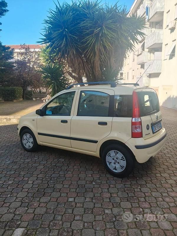 Usata Fiat Panda 60 CV (44 kW) 2008 Giallo Utilitaria