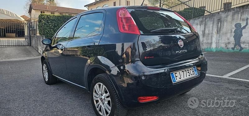 Usata Fiat Grande Punto 2017 Nero Utilitaria