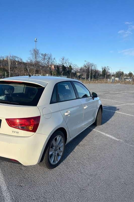 Usata Audi A1 Ambition 86 CV (63 kW) 2011 Bianco Utilitaria