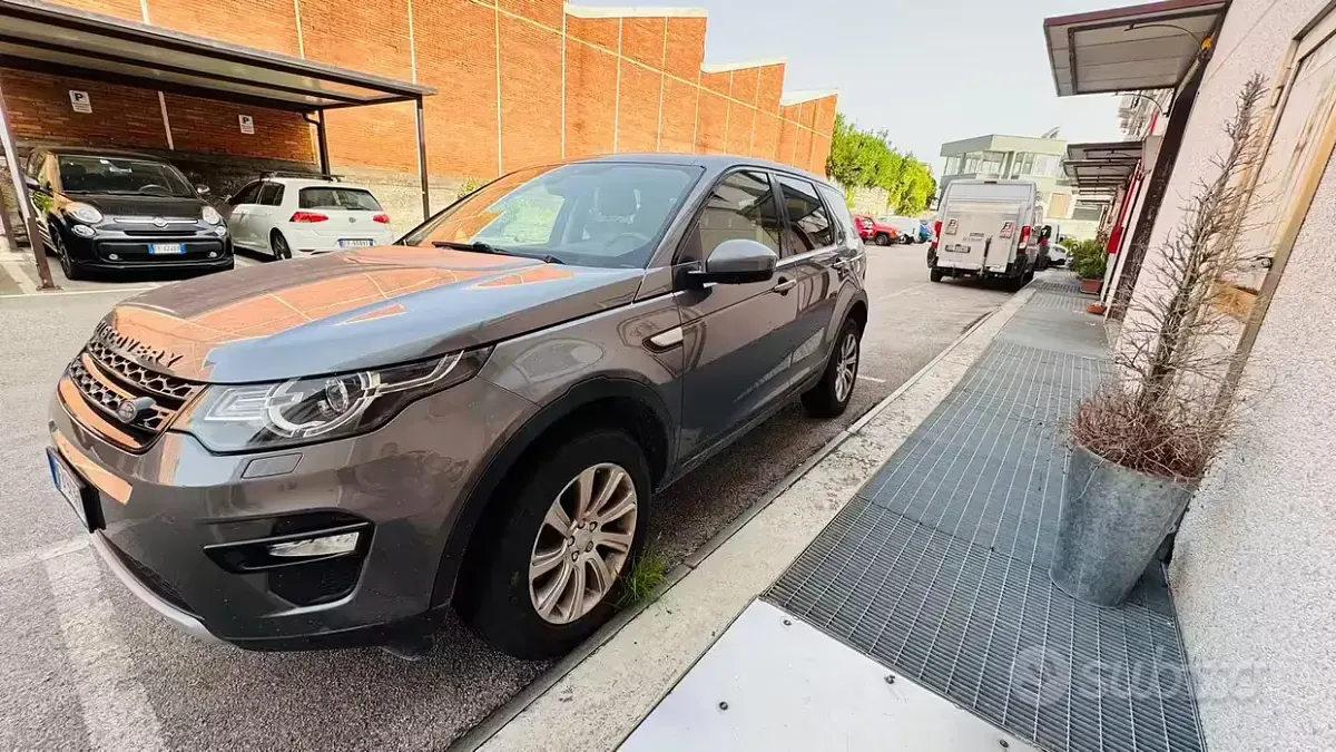 Usata Land Rover Discovery Sport 2015 Grigio SUV
