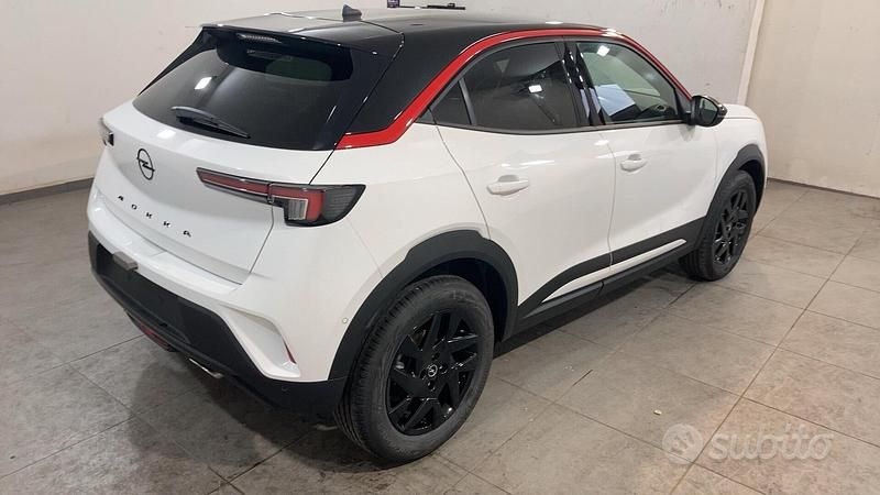 Usata Opel Mokka GS Line 101 CV (74 kW) 2022 Bianco SUV