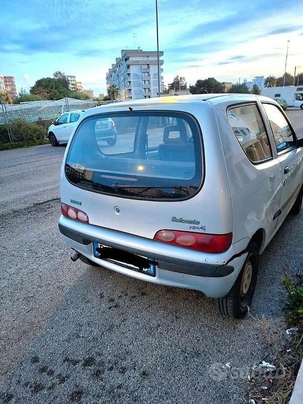 Usata Fiat 600 Young 2000 Utilitaria