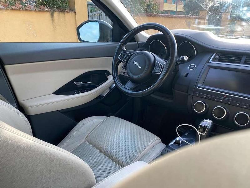 Usata Jaguar E-Pace R-Dynamic 179 CV (131 kW) 2018 Grigio SUV