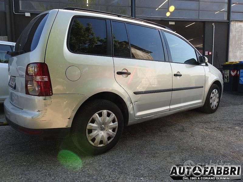 Occasion VW Touran Trendline 109 PK (80 kW) 2008 Grijs MPV