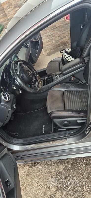 Usata Mercedes CLA220 AMG 178 CV (130 kW) 2015 Berlina