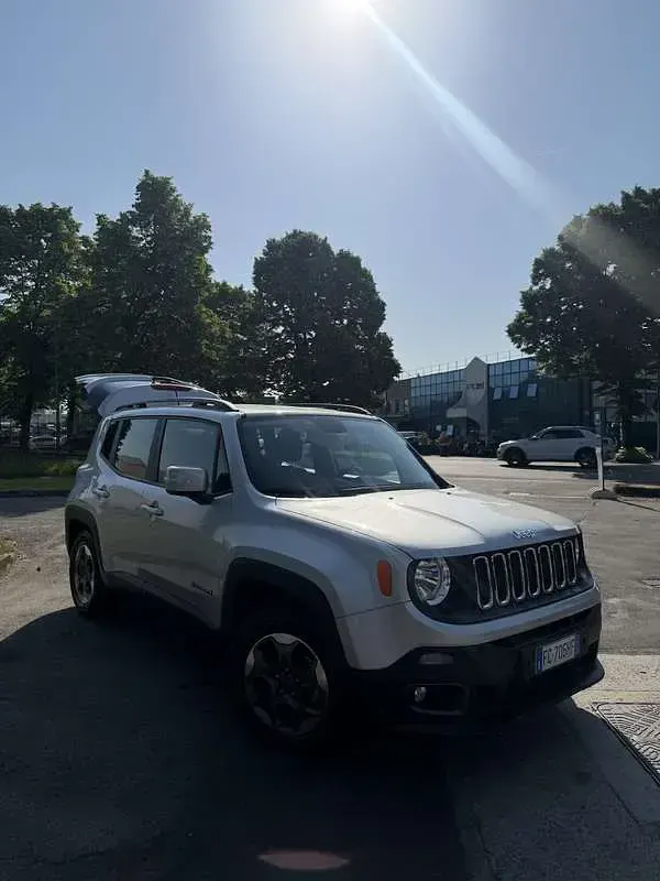 Usata Jeep Renegade Limited 120 CV (88 kW) 2016 SUV