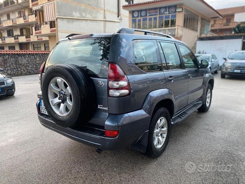 Usata Toyota Land Cruiser 163 CV (119 kW) 2005 Blu SUV