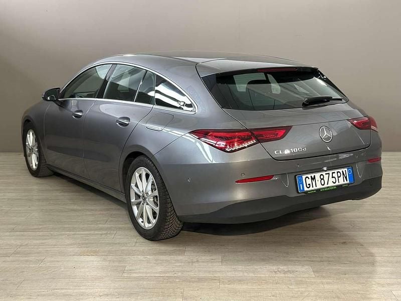 Usata Mercedes CLA180 Shooting Brake Business 116 CV (85 kW) 2023 Grigio Station wagon