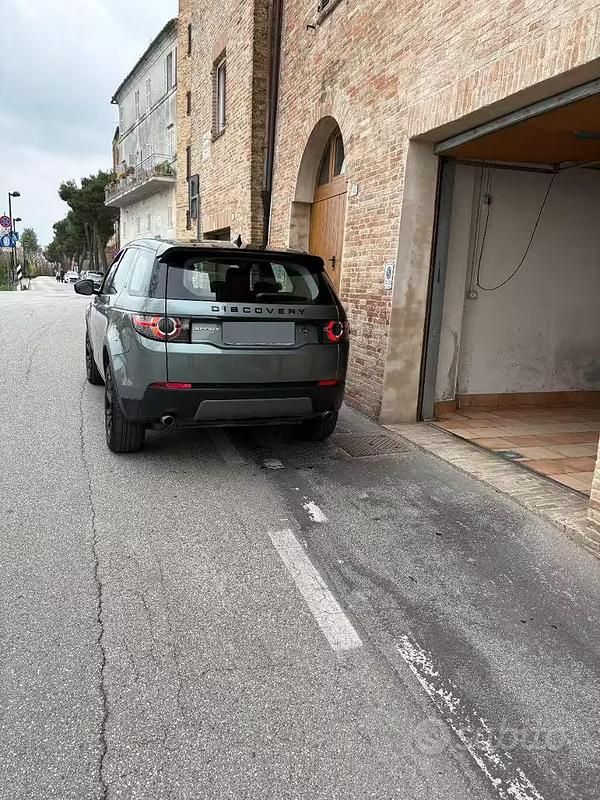 Usata Land Rover Discovery Sport SE 180 CV (132 kW) 2017 Verde SUV