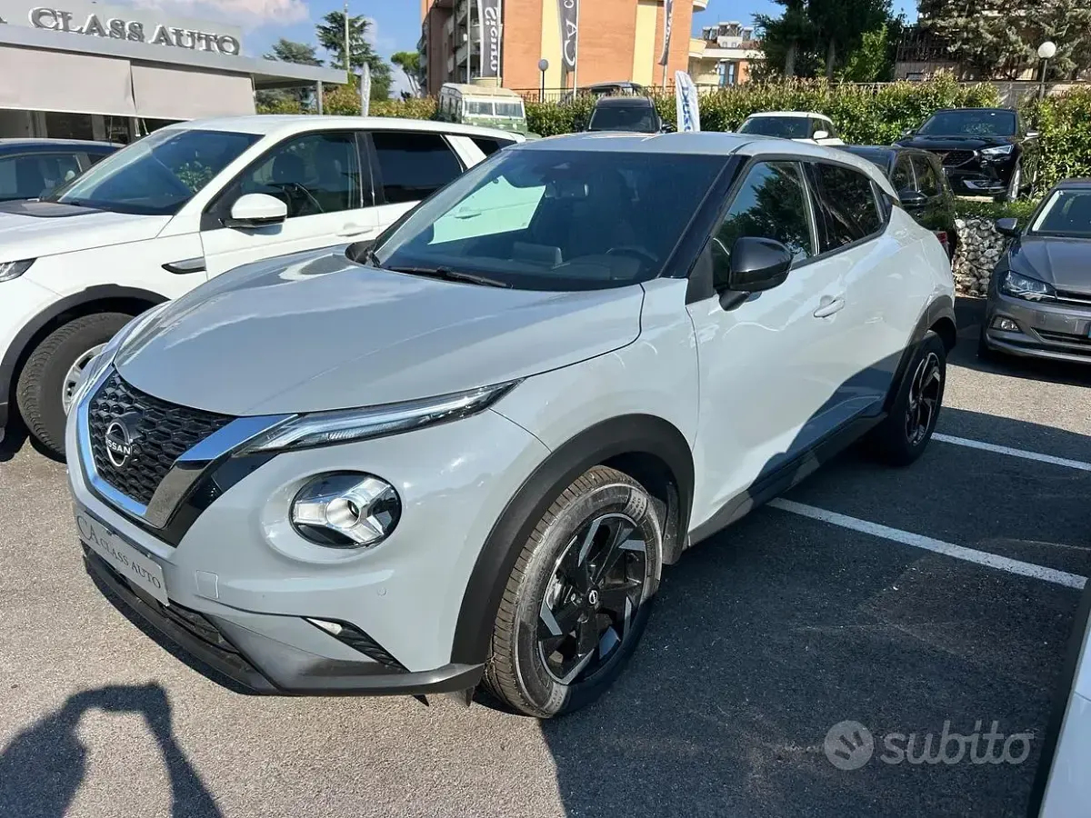 Usata Nissan Juke N-Connecta 114 CV (83 kW) 2023 Grigio SUV