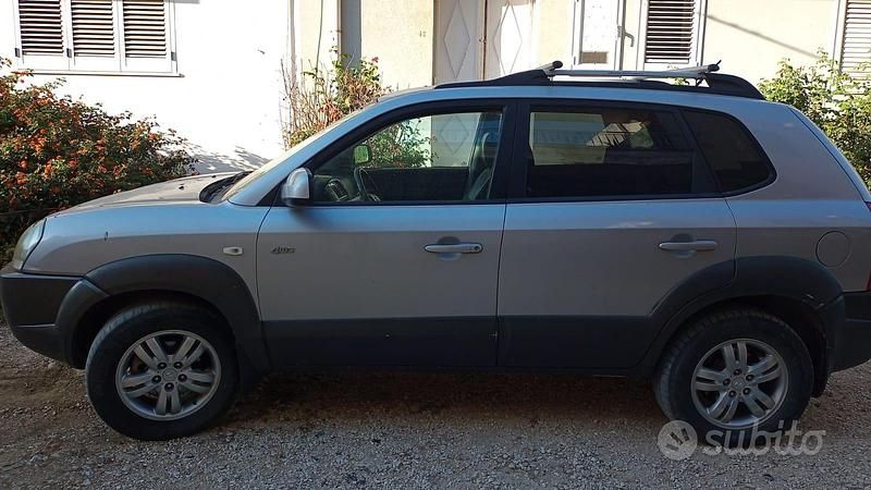 Usata Hyundai Tucson 2006 Grigio SUV