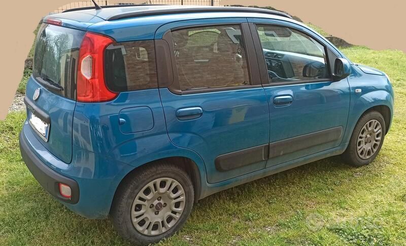 Blu Usata 2012 Fiat Panda Due volumi | 7500 € (Molto cara) - Immagine 1/4