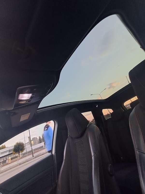 Usata 2018 Peugeot 308 SW GT-line Station wagon | 12.500 € (Cara) - Immagine 1/4