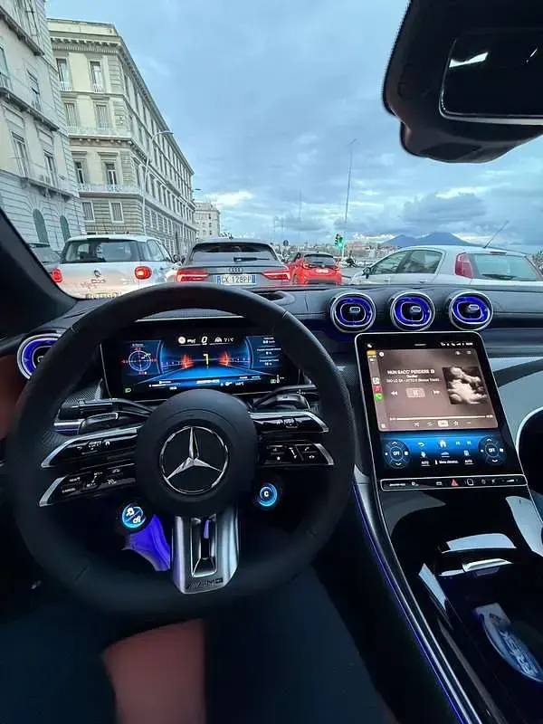 Usata Mercedes GLC43 AMG Premium Plus 421 CV (309 kW) 2024 Grigio SUV