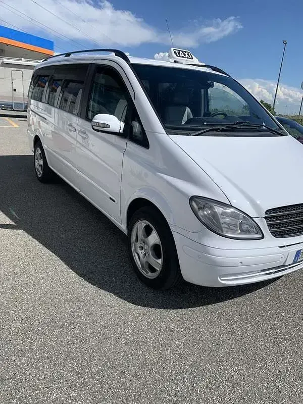 Usata Mercedes Viano 150 CV (110 kW) 2006 Monovolume