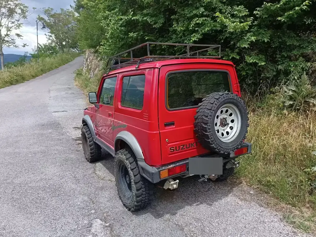 Usata Suzuki Samurai 69 CV (50 kW) 1997 Rosso SUV