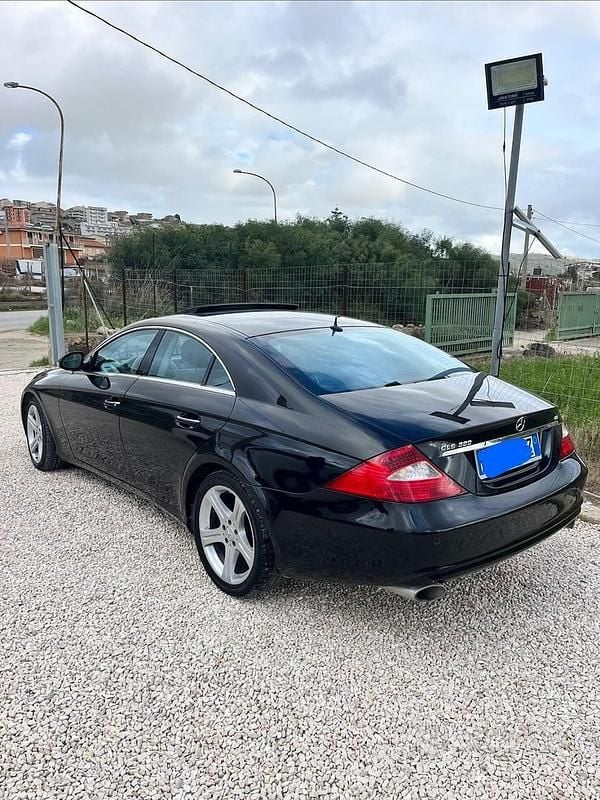Usata Mercedes CLS320 224 CV (164 kW) 2005 Nero Berlina