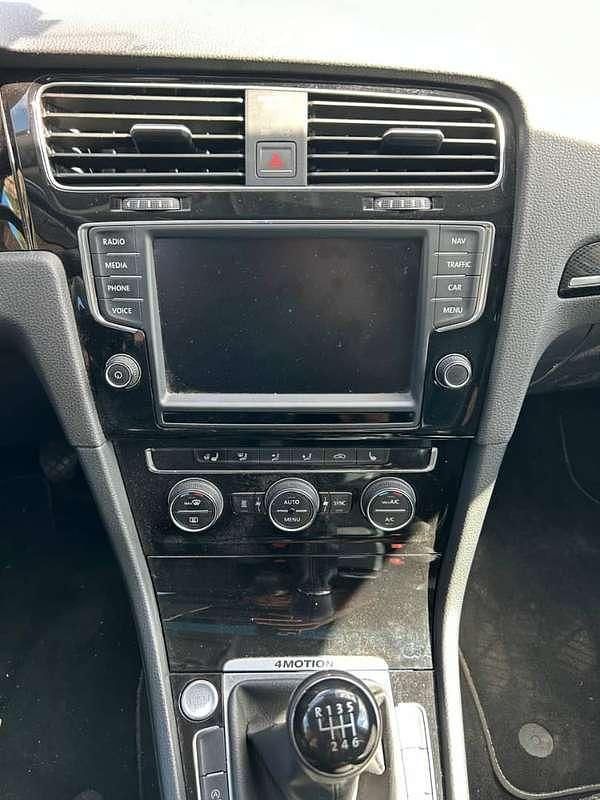 Usata VW Golf VII 150 CV (110 kW) 2014 Argento Station wagon