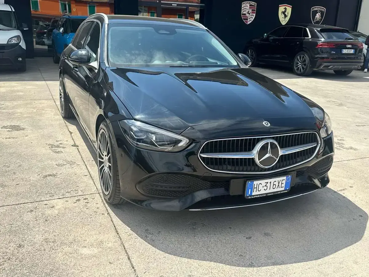Usata Mercedes C200 Premium 163 CV (119 kW) 2022 Nero ossidiana met. Station wagon