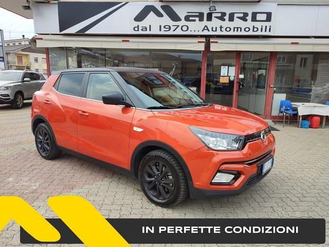Usata Ssangyong (KGM) Tivoli 128 CV (94 kW) 2020 Arancione metallizzato SUV