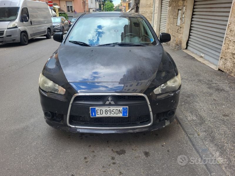 Usata Mitsubishi Lancer 140 CV (102 kW) 2010 Nero Berlina