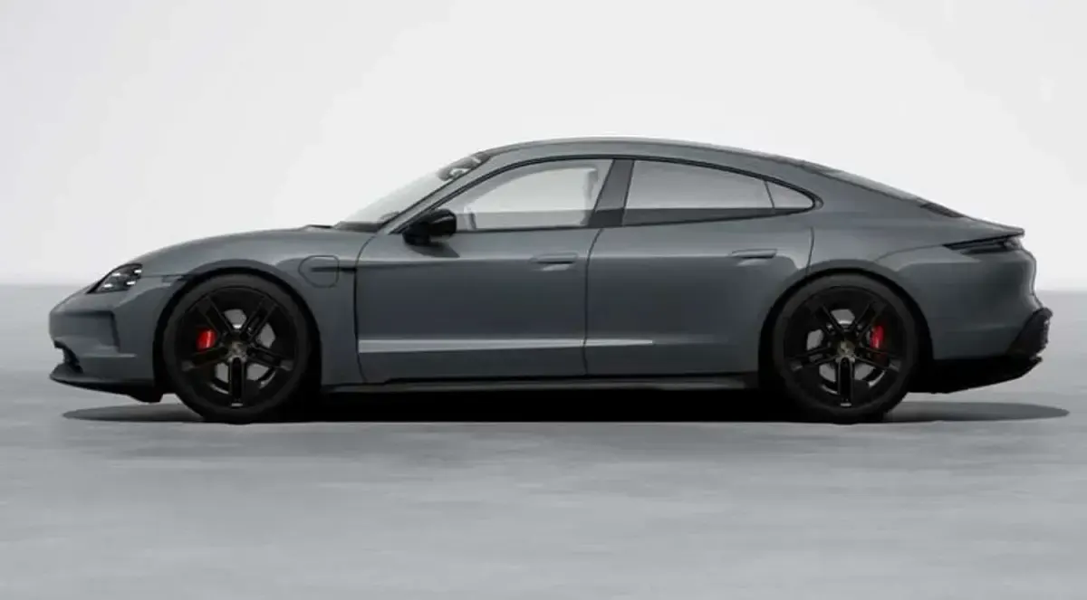 Nuova Porsche Taycan Black Edition 163 kW (222 CV) 2026 Grigio Berlina