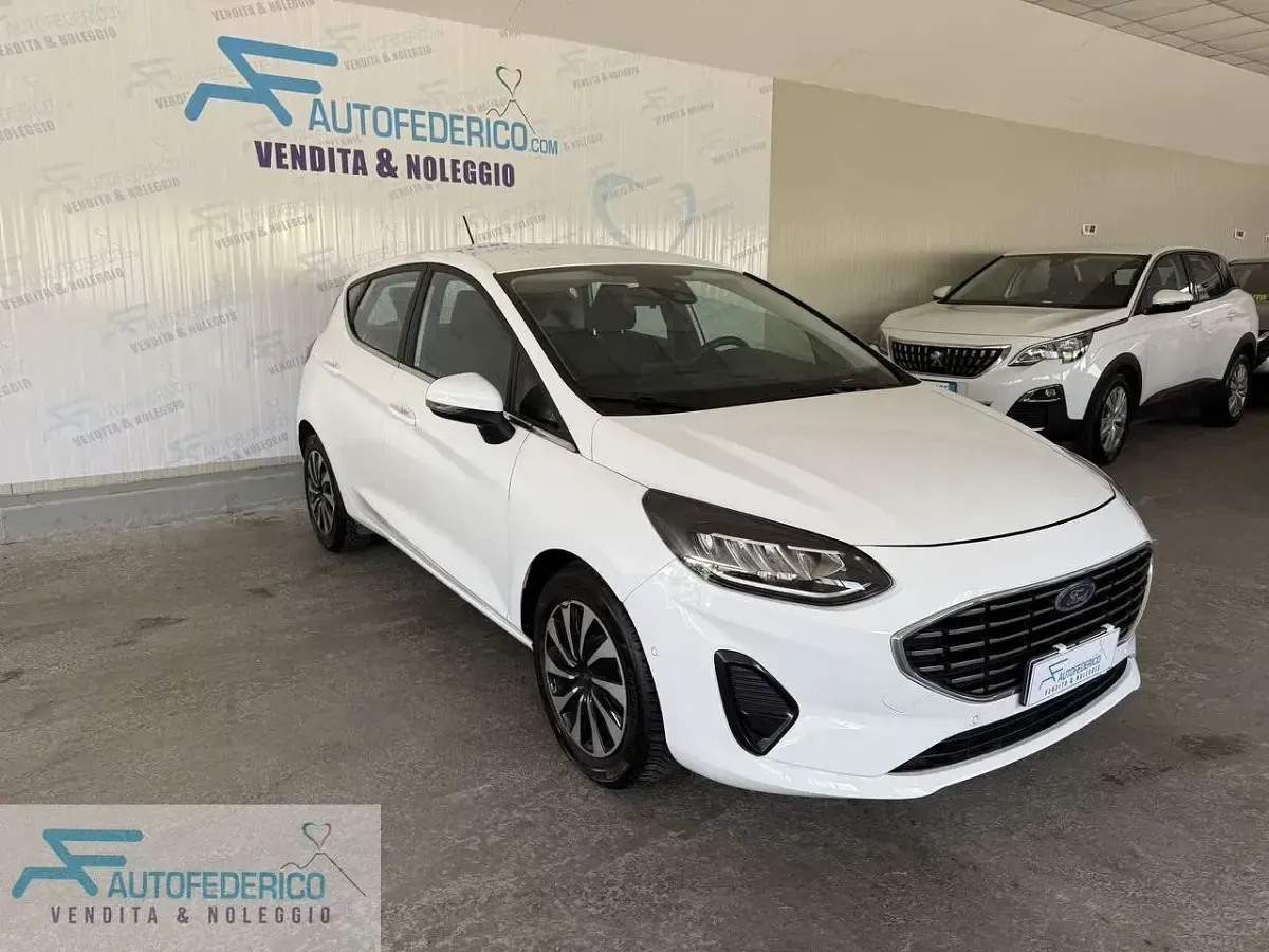 Begagnad Ford Fiesta ST-Line X 125 HK (91 kW) 2022 Vit Halvkombi