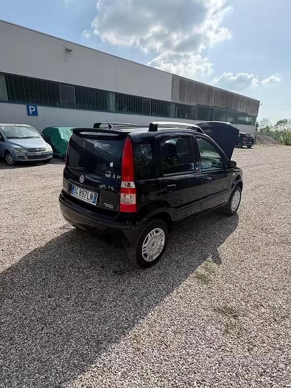 Begagnad Fiat Panda Dynamic 60 HK (44 kW) 2007 Svart Halvkombi