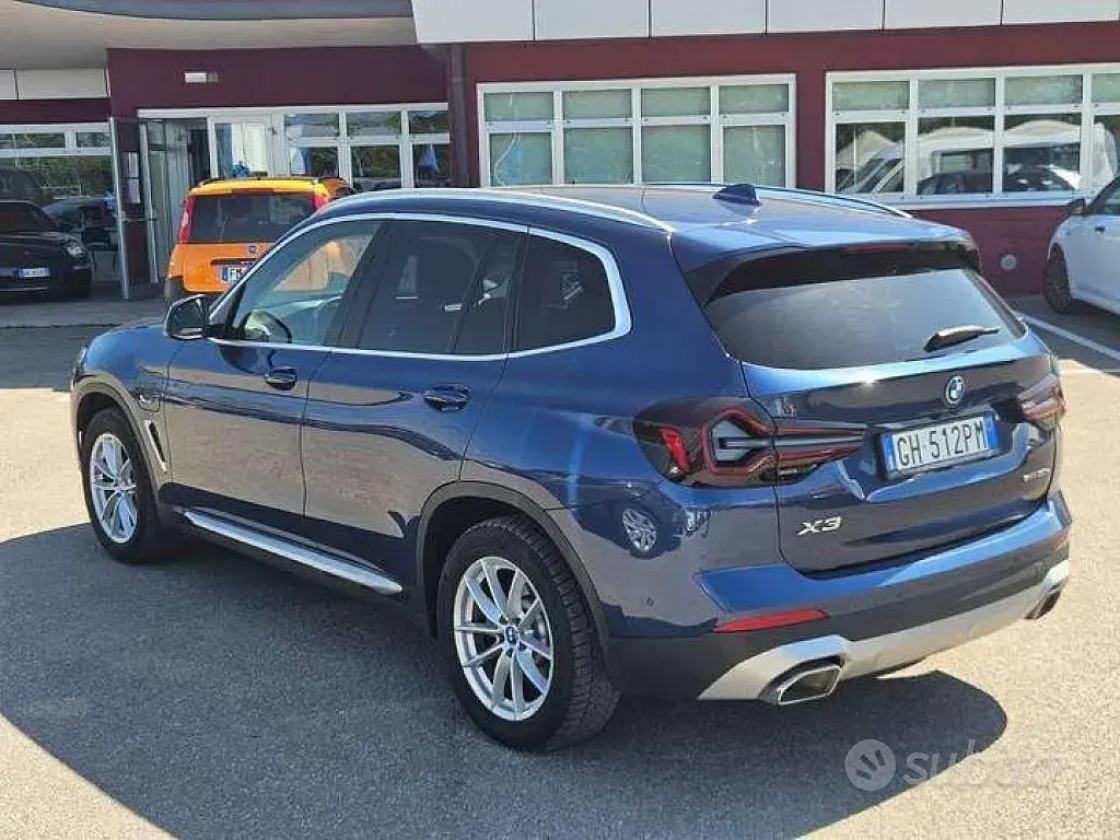 Usata BMW X3 184 CV (135 kW) 2021 Blu/azzurro SUV