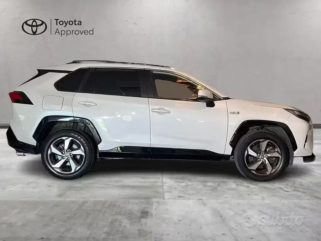 Usata Toyota RAV4 Hybrid 306 CV (225 kW) 2022 Bianco SUV