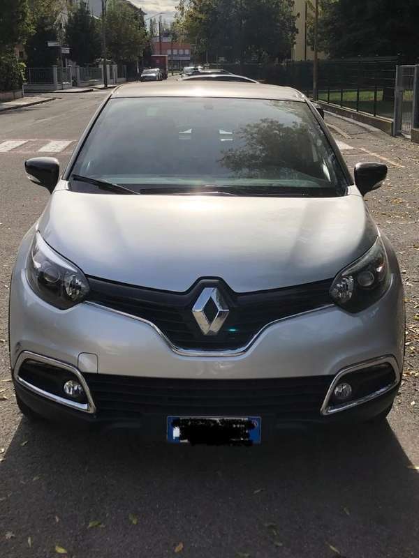 Usato 2016 Renault Captur 0.9 Benzin 90 CV (11.400 €)