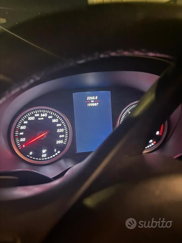 Usata Mercedes C220 2017 Grigio Berlina