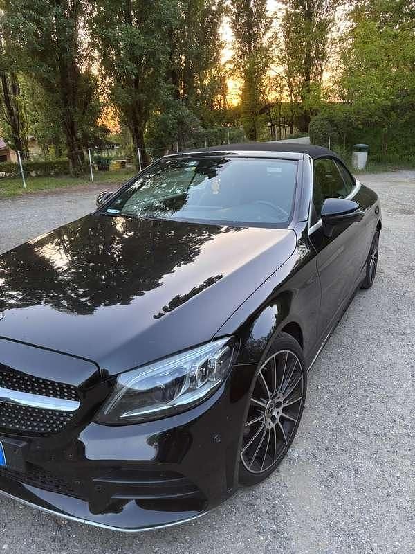 Begagnad Mercedes C220 194 HK (142 kW) 2020 Svart Cab