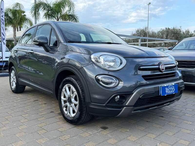 Grigio Usata 2019 Fiat 500X Cross SUV | 11.999 € (Buon prezzo) - Immagine 1/4