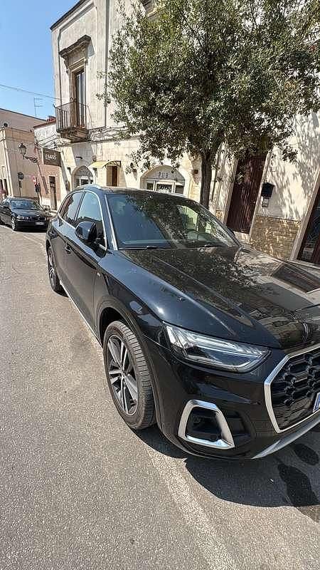 Usata 2021 Audi Q5 S-line plus SUV | 34.999 € (Molto cara) - Immagine 1/4