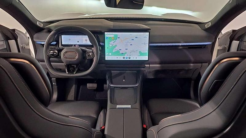 Nuova Lynk & Co 08 139 CV (102 kW) 2025 Storm gray SUV