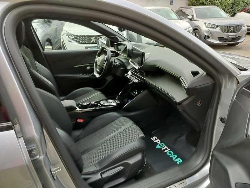 Usata Peugeot 208 GT 101 CV (74 kW) 2023 Grigio Utilitaria