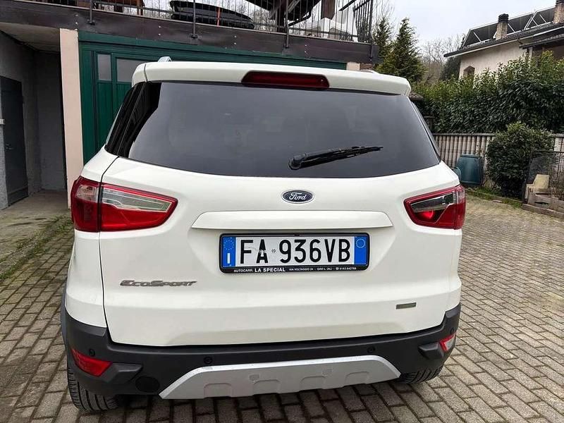 Usata Ford Ecosport 125 CV (91 kW) 2015 Bianco SUV