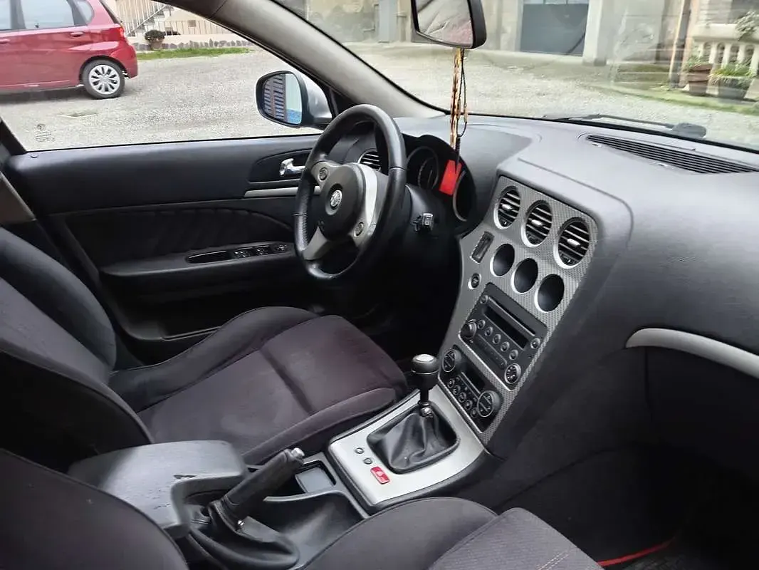 Usata Alfa Romeo 159 Progression 120 CV (88 kW) 2007 Grigio Station wagon