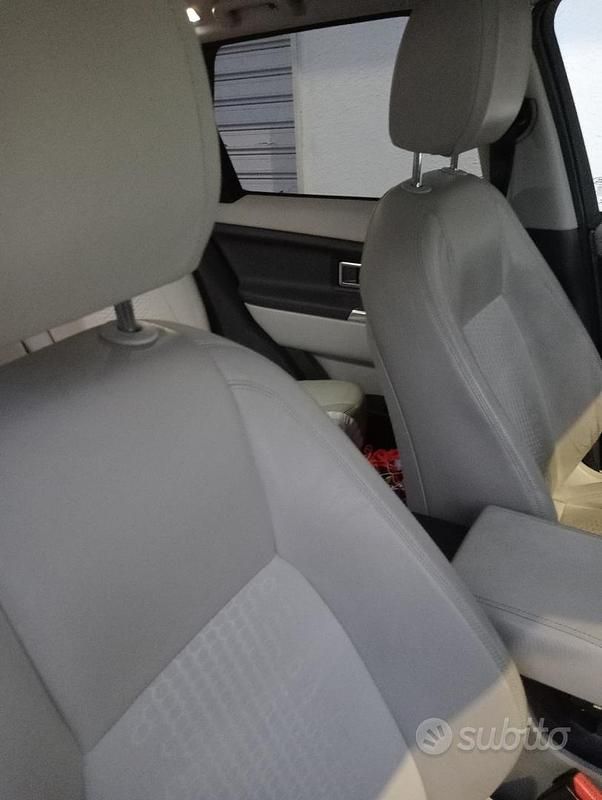 Usata Land Rover Discovery Sport SE 150 CV (110 kW) 2018 Grigio SUV