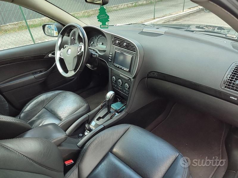 Usata Saab 9-3 180 CV (132 kW) 2009 Nero Station wagon