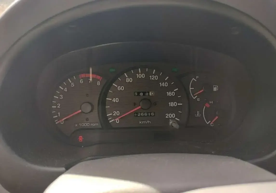 Usata Hyundai Accent 88 CV (64 kW) 2000 Grigio Berlina