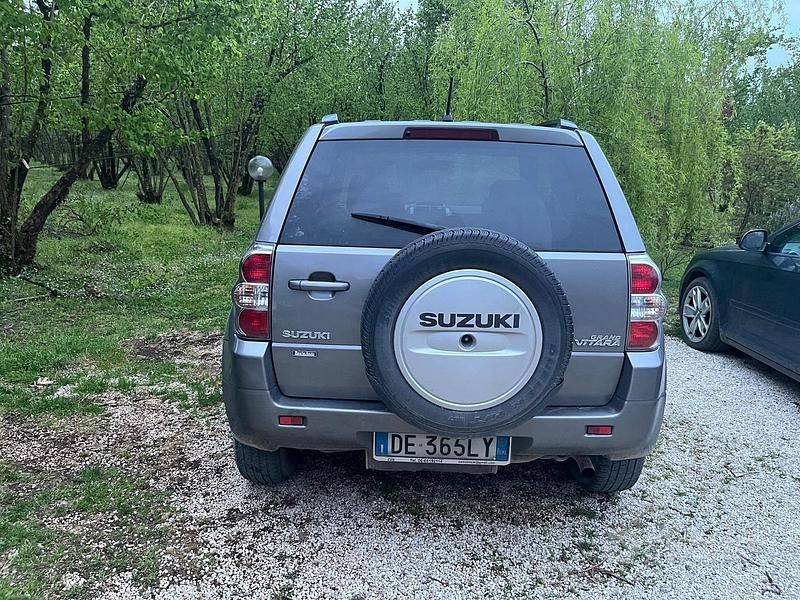 Usata Suzuki Vitara 2006 Grigio Station wagon